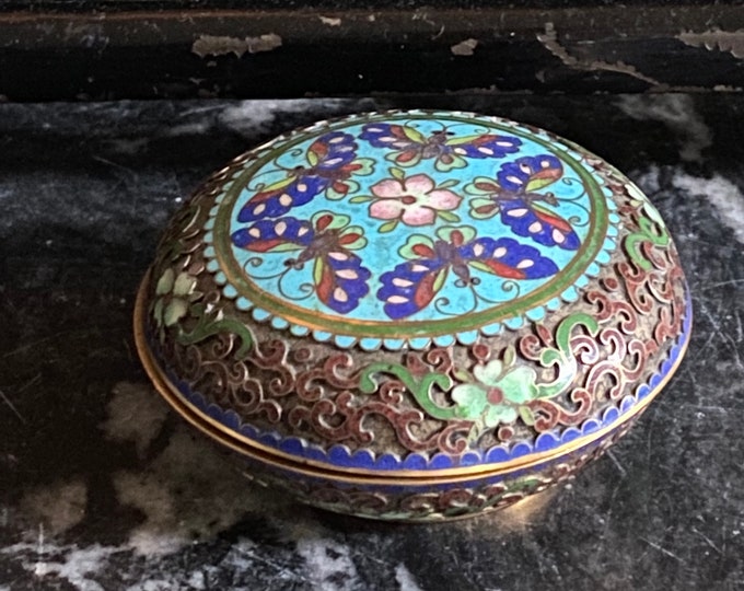 Antique Chinese cloisonne lidded box, circular, imperial openwork, enamel on brass, Butterfly and floral design, turquoise enamel interior