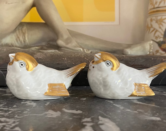 A pair of porcelain sparrows by Charmart, Limoges, salt and pepper, France, 1960's, white porcelain with gilt embellishment, charming, bird