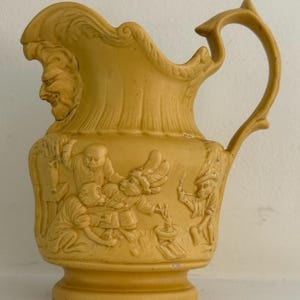Krug oder Krug aus Buff-Steinzeug aus dem frühen 19. Jahrhundert, Reliefform, Affen, Satyr, A Night Out, britisch, selten und sammelbar