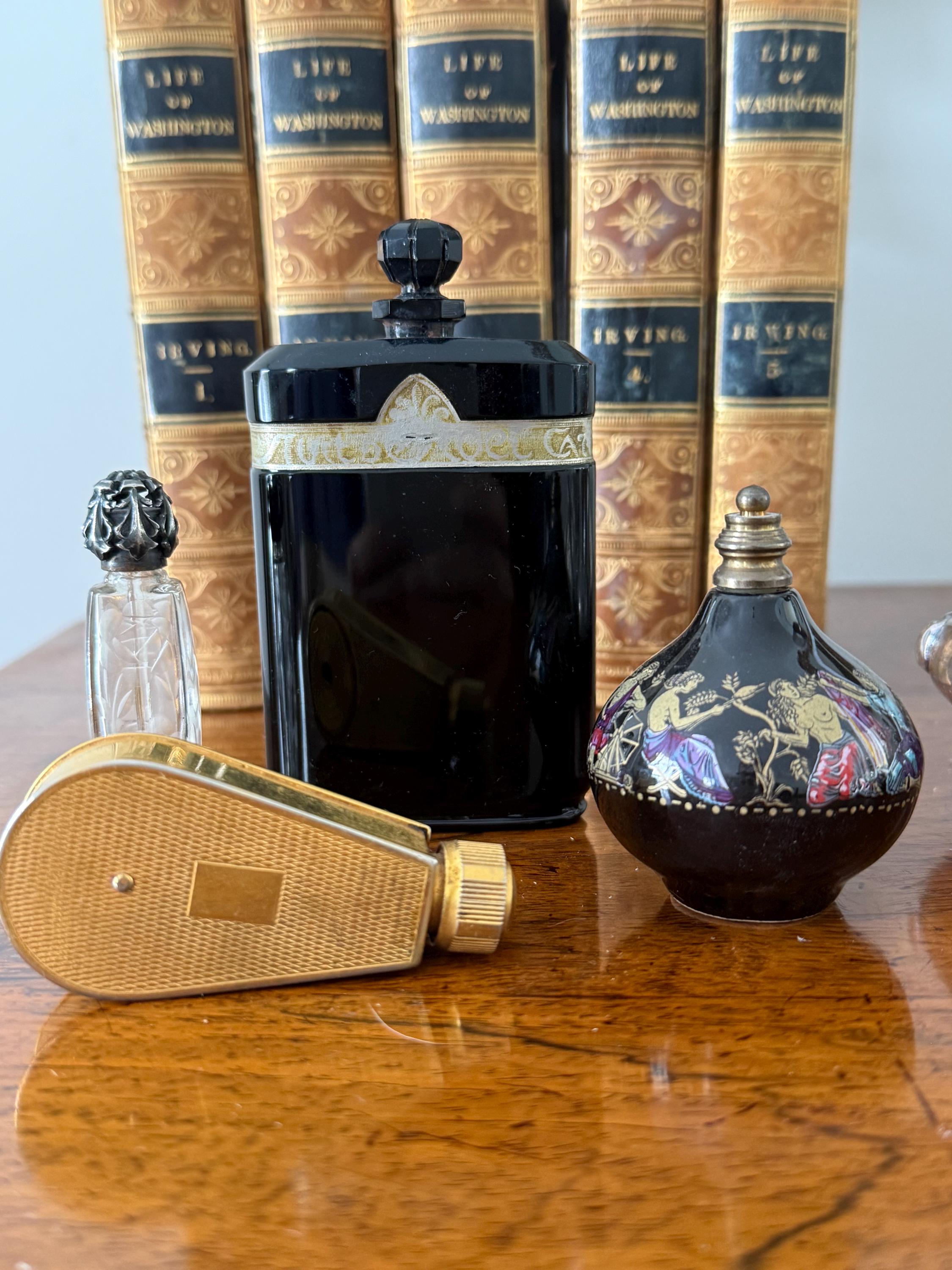 キャロン　ニュイドノエル　ANTIQUE　BOTTLE Collection of Four Vintage Scent, Perfume Bottles, Caron Nuit De