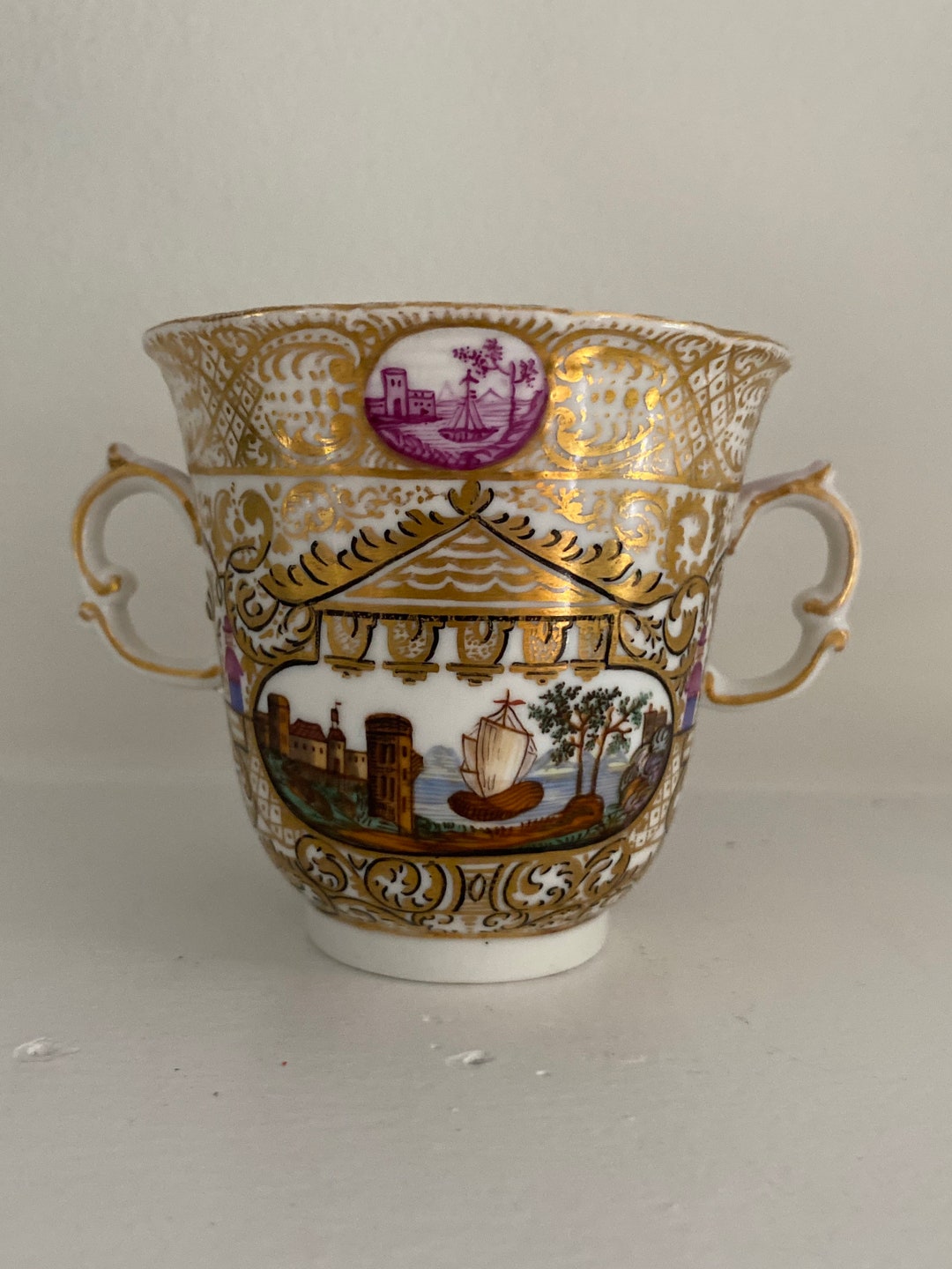 Paire De Vases Anciens KPM Berlin – Porcelaine Peinte à La Main, Scène D'Anges, Époque 1800