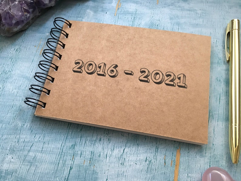 Personalised Mini leavers book, A6 blank kraft pocket custom notebook, small pocket sized autograph book for school leavers last day afbeelding 6