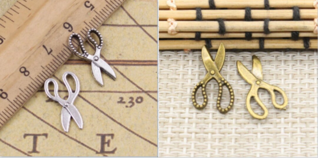 100個入り はさみチャーム 19 x 11 mm アンティークシルバー