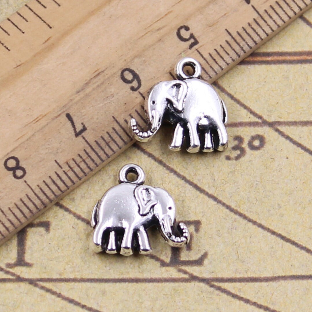 30pcs Elephants Charms Pendant 1414mm Antique Silver Jewelry