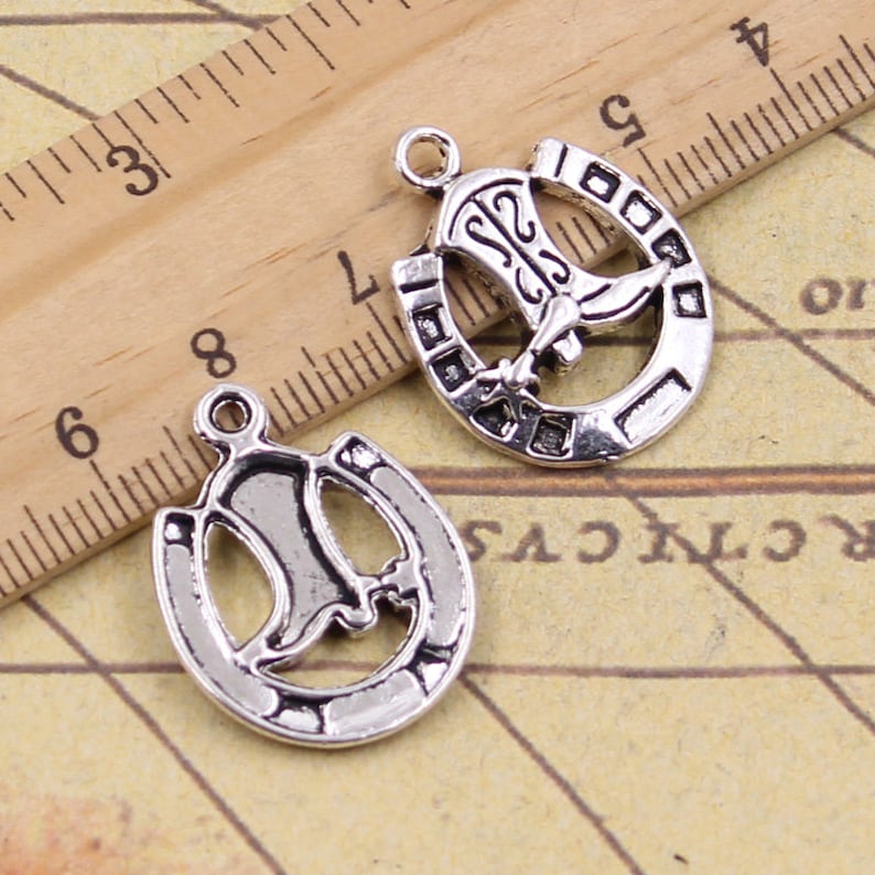 20pcs Horseshoe charms 24x18mm antique silver ornament accessories jewelry making DIY handmade craft base material