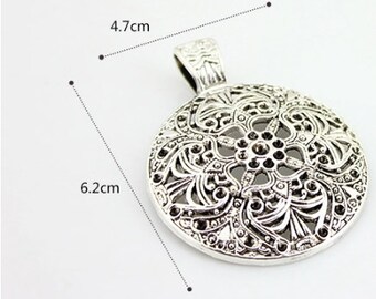 2pcs Flowers charms pendant 48mm High-grade antique silver round hollow sweater necklace pendant accessories base material