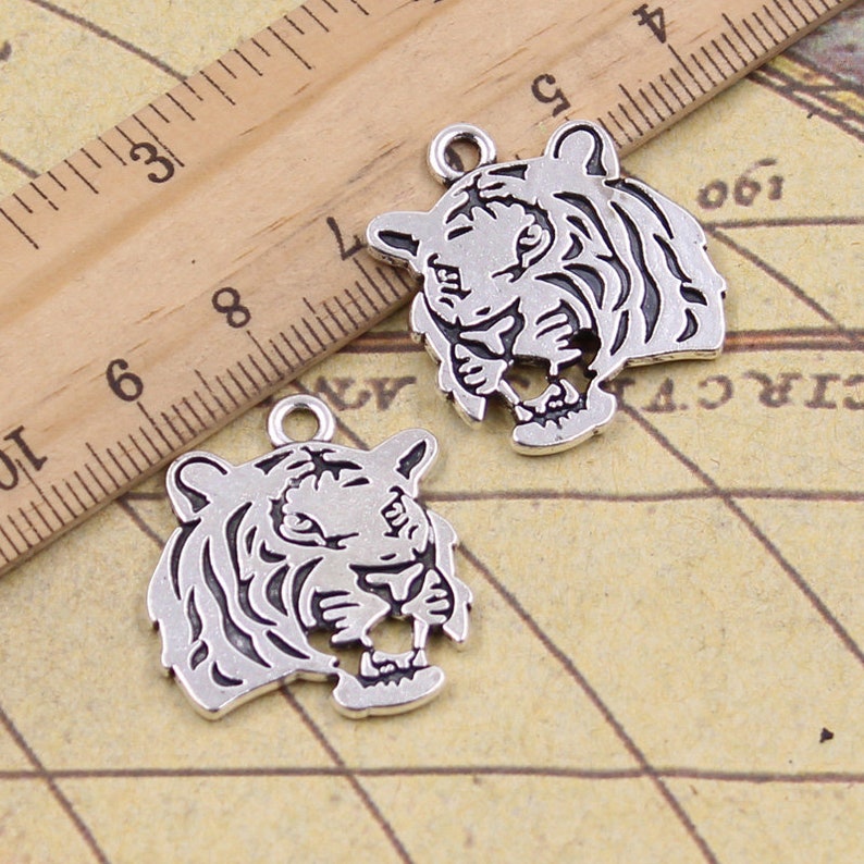 10pcs Tiger charms pendant 27x24mm Antique silver/Antique bronze ornament accessories jewelry making DIY handmade craft base material Antique silver