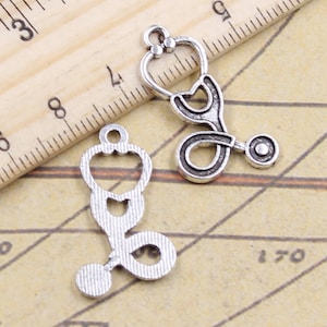 20 Stück Stethoskope Charms Anhänger 28 x 14 mm Antik Silber Ornament Zubehör Schmuckherstellung DIY Handarbeit Basismaterial