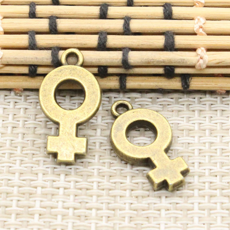 20pcs Female symbol charms pendant 22mm Antique bronze ornament accessories jewelry making DIY handmade craft base material