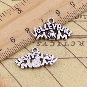 30 colgantes con letras de voleibol para mamá, 13 x 23 mm, adornos de plata antigua, accesorios para hacer joyas, material artesanal para manualidades.