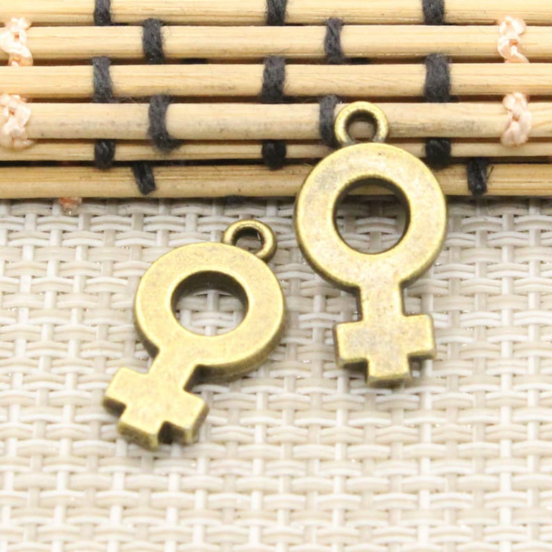 20pcs Female symbol charms pendant 22mm Antique bronze ornament accessories jewelry making DIY handmade craft base material