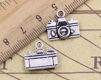 30 st. Kameraberlocker, hängsmycken, 15 x 14 mm, antiksilver/antikbrons, ornament, tillbehör, smyckestillverkning, DIY, hantverk, basmaterial