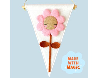 Daisy pennant banner - pink sleepy