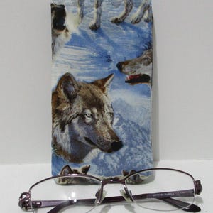 Handmade Wolf Eyeglasses Case: Padded Soft Cotton Glasses Protector