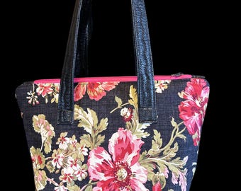 Floral Tote shoulder Bag: Fashionable Shoulder Bag with Pockets