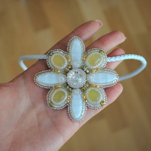 Yellow onyx bead embroidery pendant brooch, 2 in 1 brooch pendant, beadwork jewelry, Swarowski jewelry, Gift for her, one of a kind