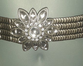 Vintsge Silver Belt Flower Buckle