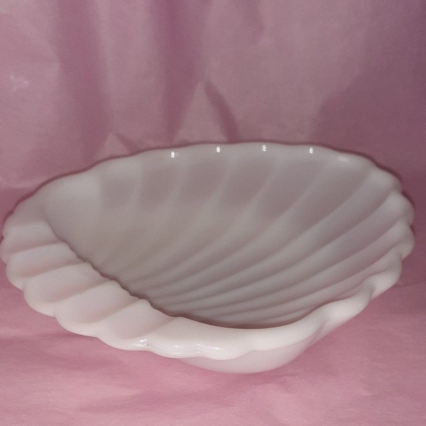 Milk Glass Jewelry Box Etsy
