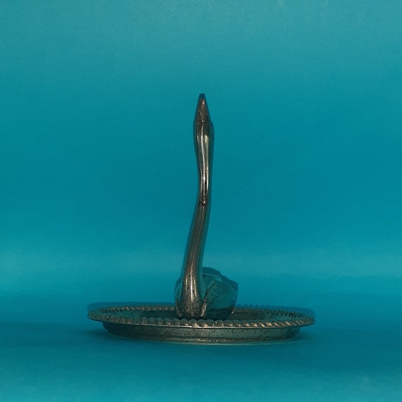 Vintage Swan Ring Holder - image 4