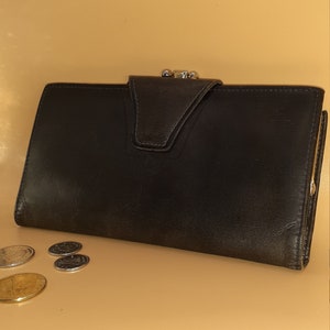 Vintage Renwick Steer Hide Black Wallet