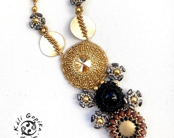Beaded Statement sparkly and chunky necklace