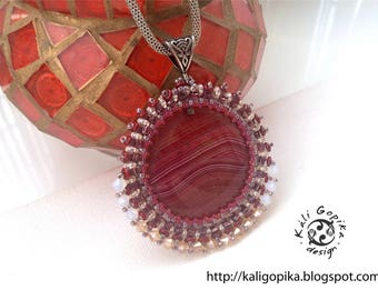 Red Bead Embroidery Agate Pendant