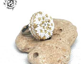 Elegant white Miyuki beaded statement ring