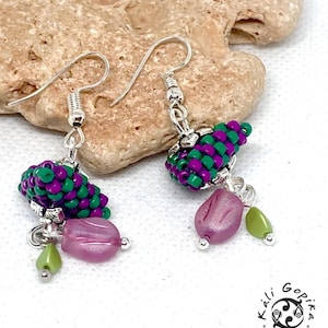 Beaded dangle striped 3D triangle earrings