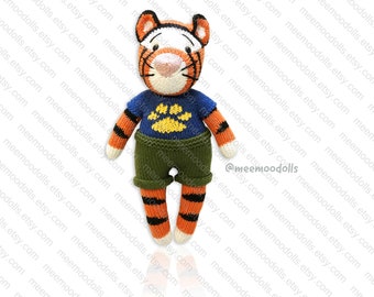 Knit Tiger Stuffed animals. Knitted toy patterns. Meemoodolls. Tiger pattern.