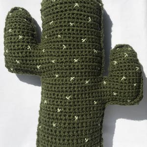 Crochet Saguaro Cactus Throw Pillow immagine 2