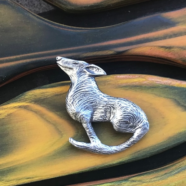 Coyote silver pin for you hat, coat or lapel, animal lover gift, great cowboy hat pin, coyote southwestern jewelry