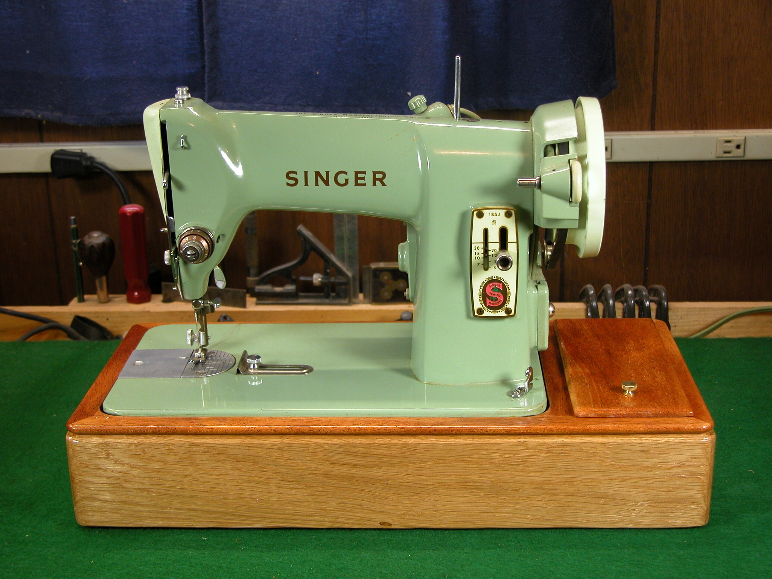Singer 185 for sale Only 2 left at 60