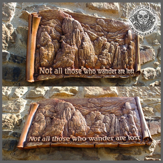 イロコ木彫：神秘的な山の風景を描いた壁画 - Etsy 日本