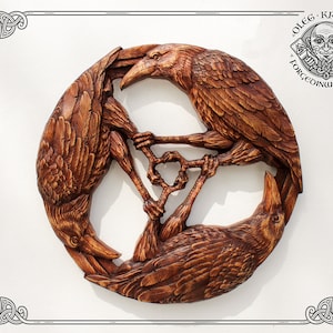 Raven Trisquel Plaque, Celtic Wooden Symbol, Norse Wall Hanging, Viking Home Art Decor, Valhalla Carving Design, Pagan Heathen Asatru Animal