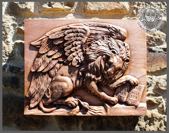 手彫りのイロコ材のライオン彫刻、浅浮き彫りの壁画 - Etsy 日本