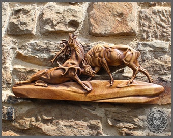 Wild Symphony: Majestic Deer Battle Wood Carving – Rustic Wall Art for Nature Enthusiasts and Home Decor Connoisseurs – Unique Hunter's Gift