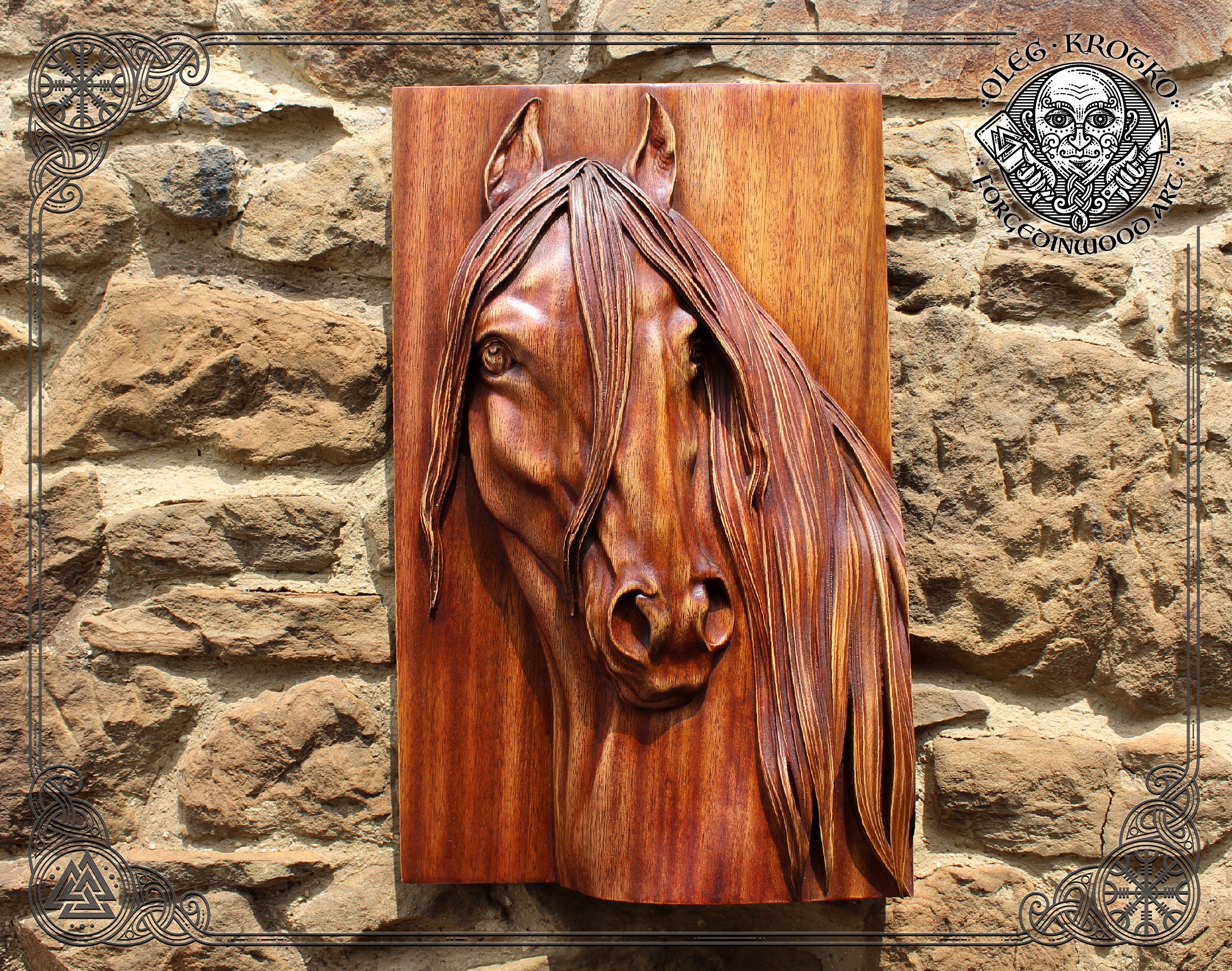 Contraventana de madera - Diseño de caballo
