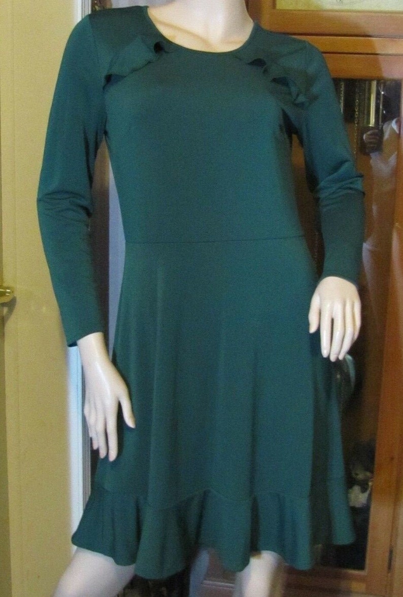 Ann Taylor Green Dress size 6 Perfect for St Patrick