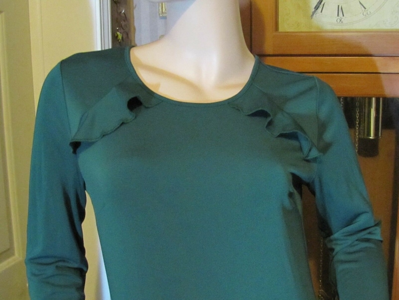 Ann Taylor Green Dress size 6 Perfect for St Patrick
