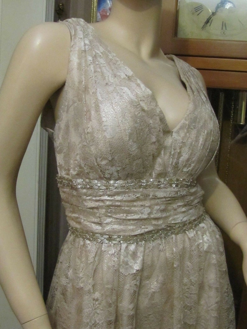 Kay Unger New York Champagne Lace Beaded /& Sequins Dress size 16