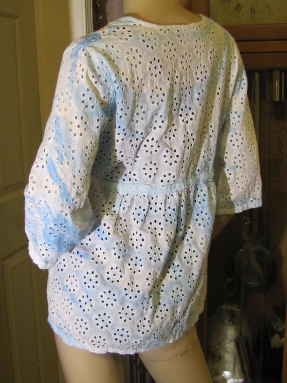 I Can Too White & Blue Eyelet Swimsuit Cover size M Gem