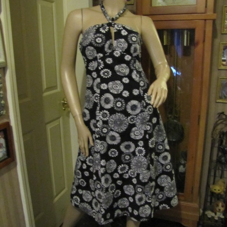 Bethany Dress Black /& White Halter Dress size 6
