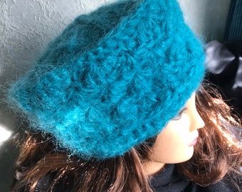 Luxe mohair designer hoed met katoenen fleece voering in donker turquoise
