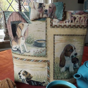 Dog Tea Cosy, Thee gezellig met honden, thee gezellig voor honden, puppy gezellig, dierenthee gezellig