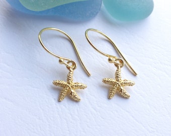 Gold Starfish Earrings // Making a Difference - Starfish Story