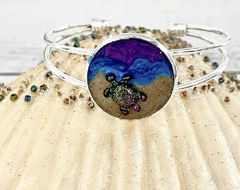 Coastal Turtle Cuff Bracelet, Beachy Silver Sea Turtle Charm Cuff Bracelet, Split Cuff Bracelet,