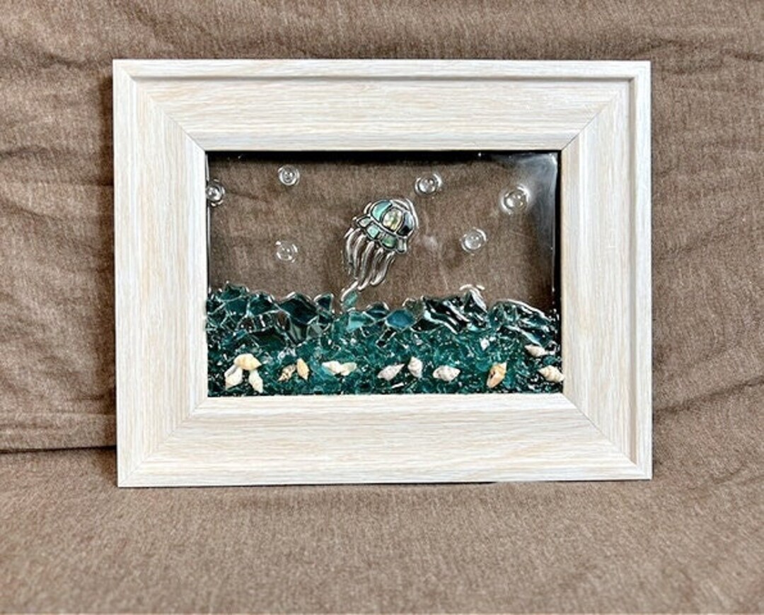 Jellyfish Beach Wall Picture Beach Home Decor Picture - Etsy