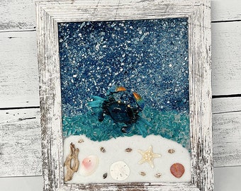 Blue Crab Wall Art Picture, Beach Home Decor, Coastal Home Decoration, Coastal Wall Art, Seashell Wall Art, Seashell Decor,