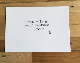 Handgemachte Poesiekarte 'In deiner Umarmung ruhe ich'