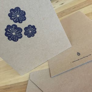 Carte double « fleurs » A6 (10 x 15 cm) avec enveloppe